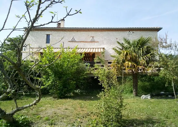 Frühstückspension Chambre D'hotes L'hermione 3*